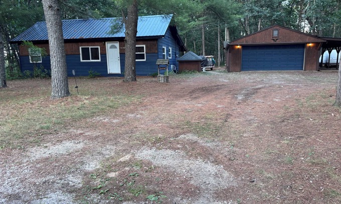 National City Cabina | Little Sanctuary 2bedroom cabin in beautiful National City,MI 20 min from Tawas