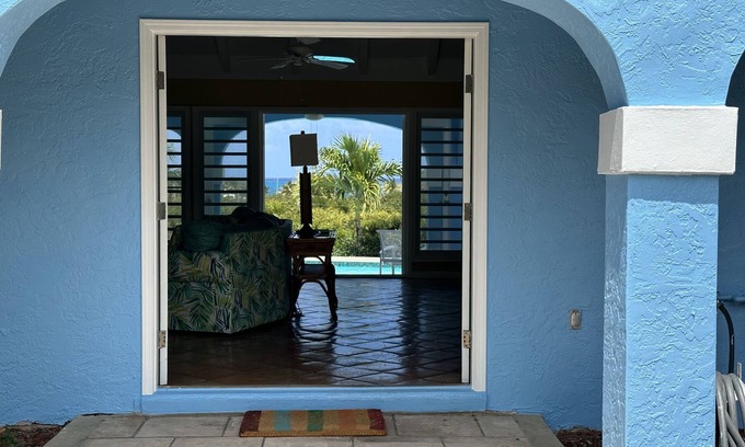 Testman Villa | Located in Shoys--Close to sandy beaches and the Buccaneer Hotel!