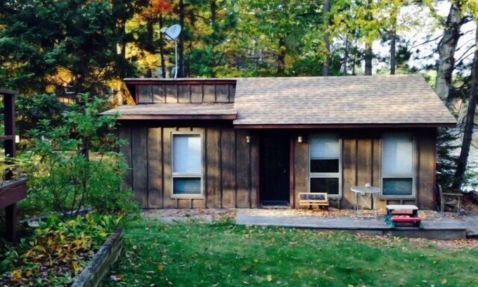 Lake Nebagamon Casa | Ubicado en 100 pies de playa en 985 acres Lago Nebagamon, Wisconin