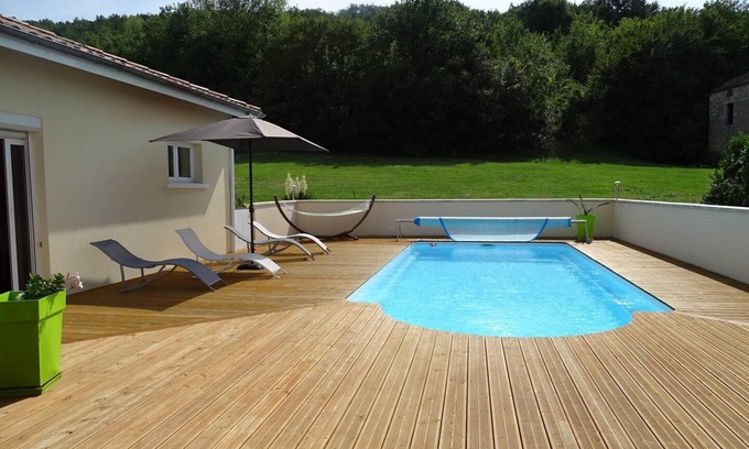 Montesquieu Casa | Location avec piscine proche d'Agen