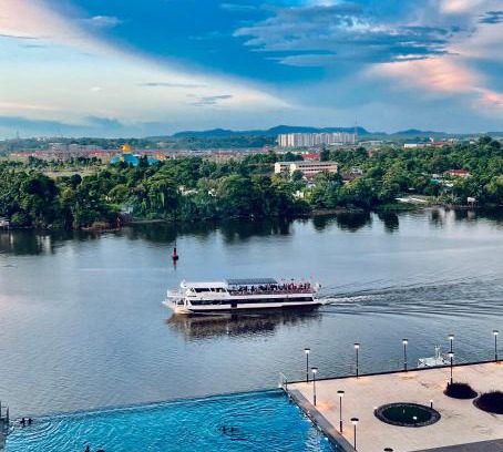 Kuching Apartamento | LoFF Suite River View 2 Bedroom at Kuching Riverine Resort