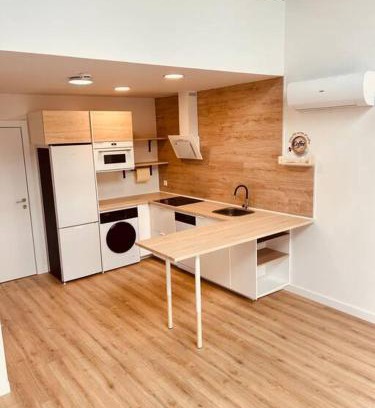 San Sebastián de los Reyes Apartamento | Loft 007 con jardin, piscina, garaje y Netflix