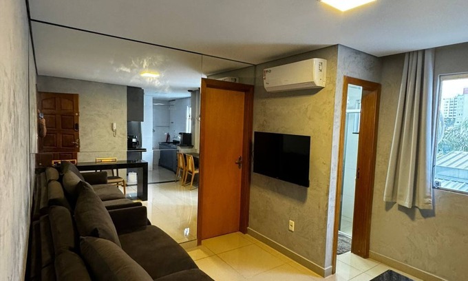 Castelo Apartamento | Loft 202 - Cozy with HOT AND COLD Air Conditioning throughout the Loft