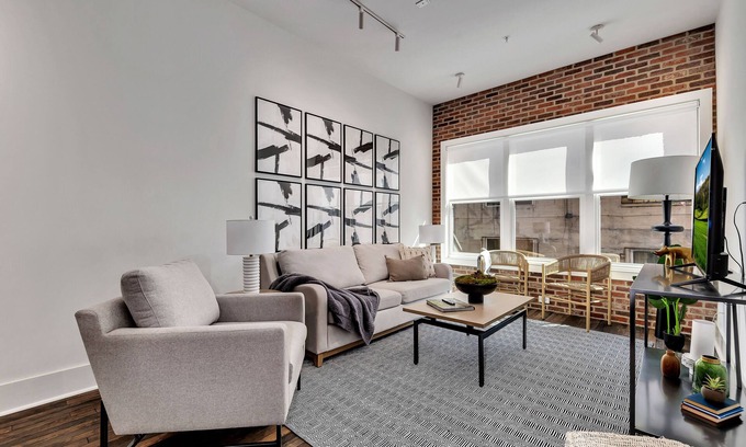 Castleberry Hill Apartamento | Loft Style Spacious Lux Apt 102, sleeps 6