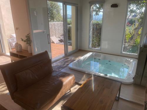 Joucas Casa | logement avec jacuzzi