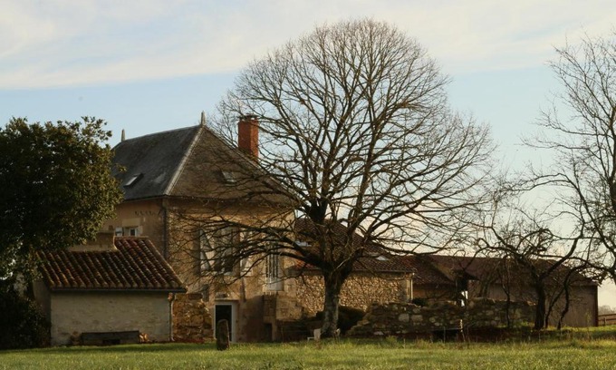 Lhommaize Cama Y Desayuno | Logis des Brousses