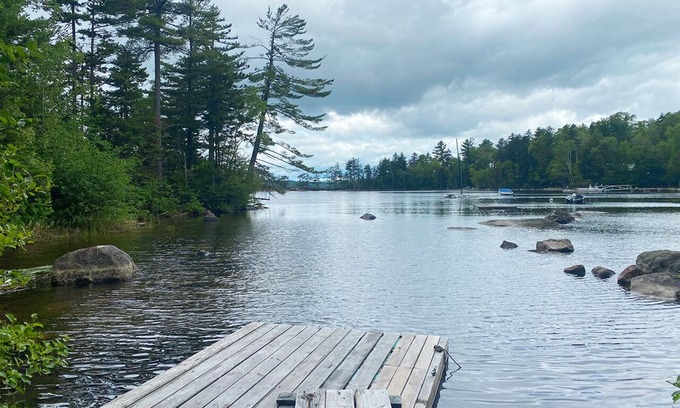 Rangeley Casa | Loon Landing - Cabaña rústica en el lago Mooselookmeguntic. ¡Muy privado!