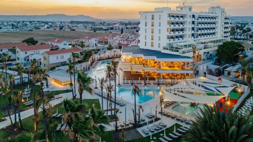 Pyla Complejo | Lordos Beach Hotel & Spa