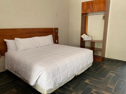 Jalpan de Serra Hotel | Los Ángeles Hotel