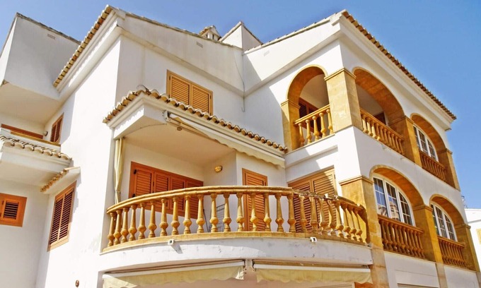 Grau i Platja Chalet De Esquí | LOS ARCOS Chalet Nº 1