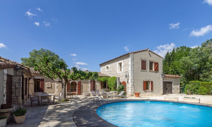 St.-Remy-de-Provence Chalet De Esquí | Lou Recate - a poca distancia de Saint Remy de Provence!