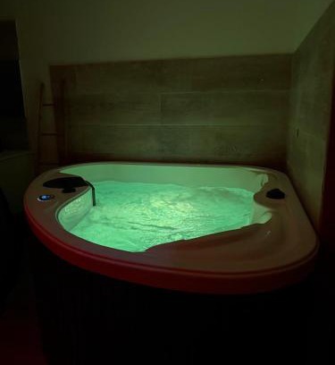 Le Gosier Chalet De Esquí | Love Room Ô Fruit de la passion