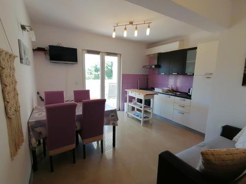 Milna (Brac) Apartamento | Lovely 2-bedroom apartment Lavender