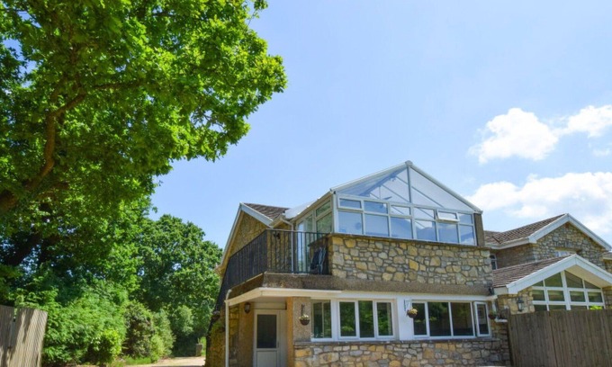 Peterston-Super-Ely Apartamento | Precioso apartamento para 4 personas con WIFI, TV, patio, vista panorámica y aparcamiento