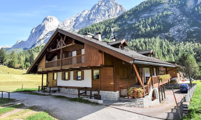 Penia Casa | Precioso apartamento en villa para 3 personas con WIFI, TV y mascotas permitida