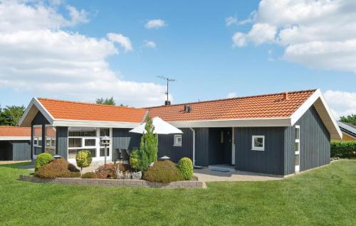 Bønnerup Strand Casa | Lovely Home In Glesborg With Kitchen