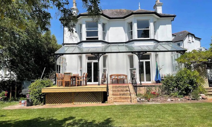 St. Michaels Villa | Lovely Victorian Villa in the English Riviera