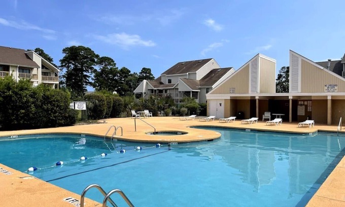 Little River Apartamento | LR2 Bay Tree great studio + pool in Little River