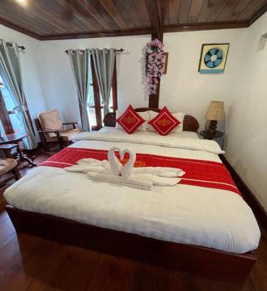 Luang Prabang Hotel | Luang Prabang - Villa Ouis Namkhan Riverside 2