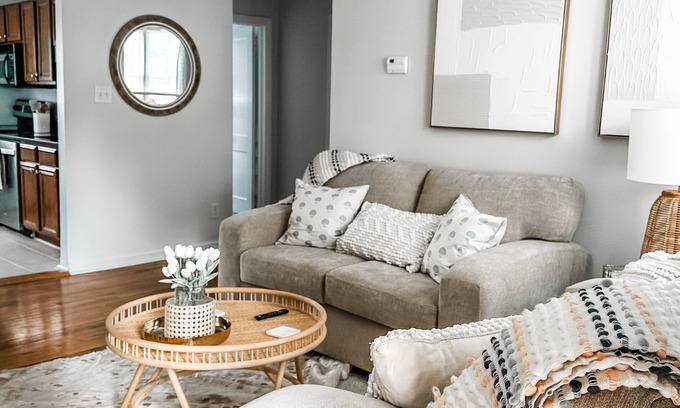 Southwest Raleigh Cabaña | LuLu's Oasis- ITB Five Points Cottage! Family and Pet Friendly