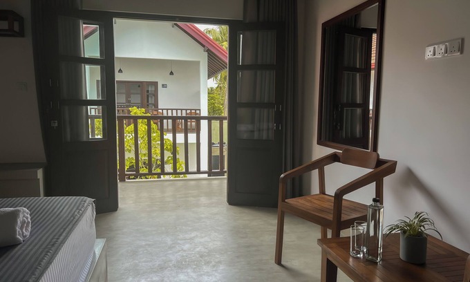 Kathaluwa Hotel | Lum Residence