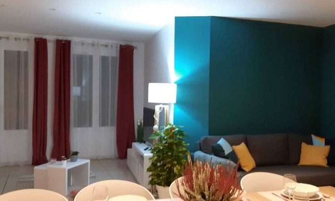 Lunel Apartamento | Lunel : Superb 75 m² flat which can accommodate up to 8 people. Beach ;-) !