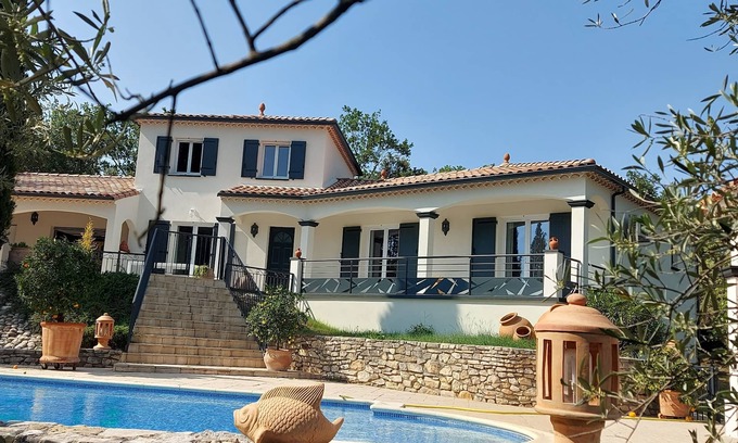 Monteils Villa | Luxueuse Villa en Cevennes sud de la France Gard