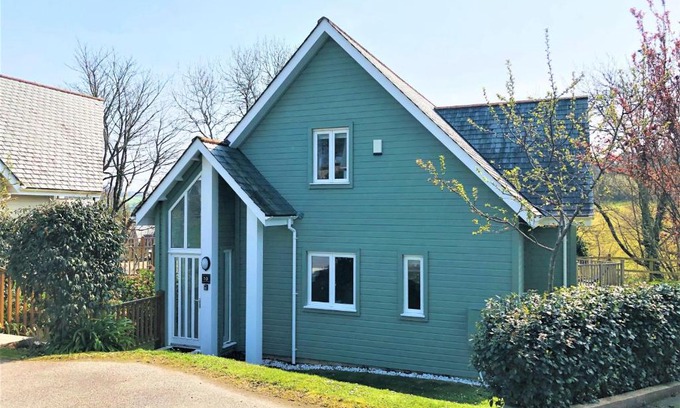 St Austell Casa | Luxurious 4 Bedroom New England Style Villa - Trewhiddle V10