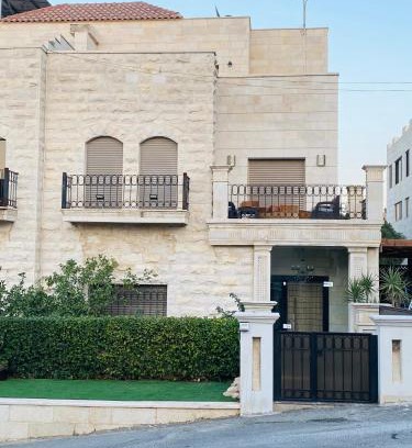 Amman Villa | Luxurious 4 Bedroom Villa in Abdoun-Amman