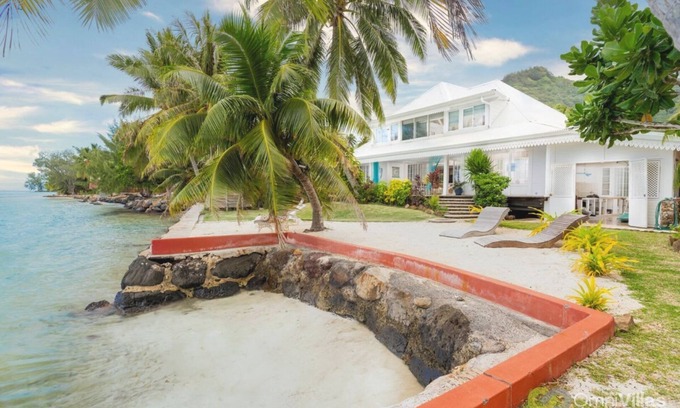 French Polynesia Casa | Luxurious 4BR Villa S