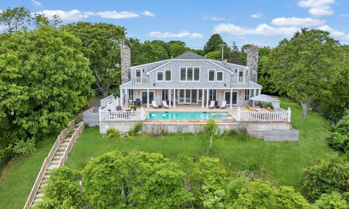 Beach Hampton Casa | Luxurious Amagansett home perched on a hill, amazing views, exceptional...