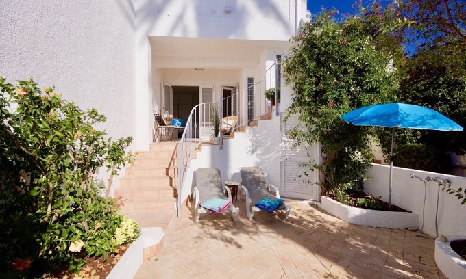 Praia da Luz Cabaña | Lujosa casa de campo de 3 dormitorios con baño privado y magníficas vistas al mar en Praia da Luz.