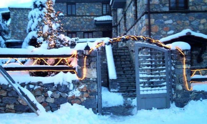 Aghios Athanasios Villa | Luxurious Residence at the Village Square