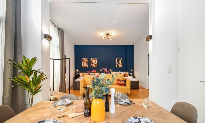 Bielefeld Apartamento | Luxurious penthouse | roof terrace/massage chair * EM-APARTMENTS DEUTSCHLAND