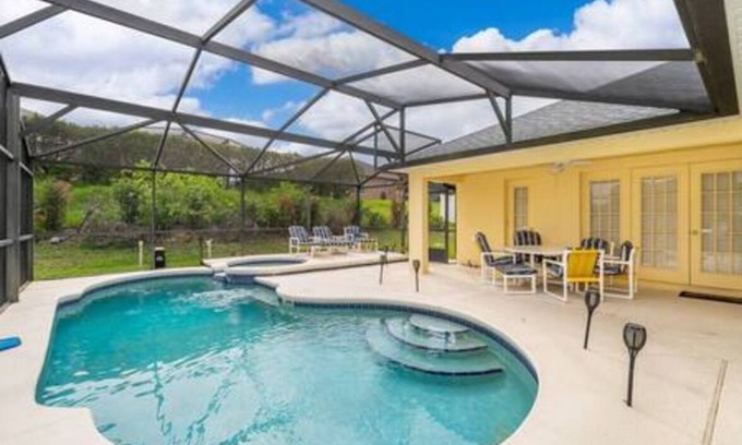 Tuscan Ridge Casa | Luxurious Relaxing Retreat