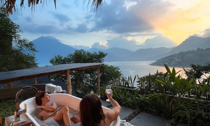 Pasajcap Cabina | Luxury 1 BR Loft Villa w/amazing outdoor shower