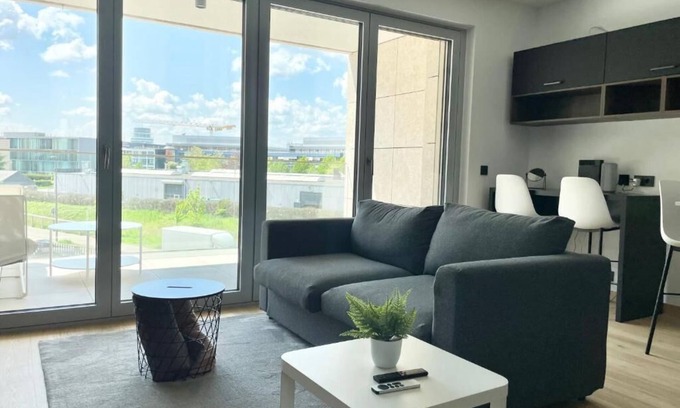 Gasperich Apartamento | Luxury 2023 Flat -Center Terrace Parking