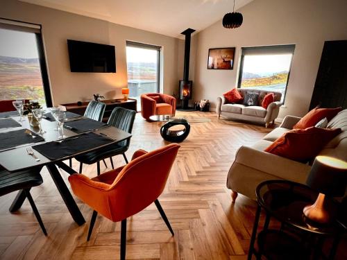 Glengrasco Casa | Luxury 3 Bedroom House - Stag Moor House