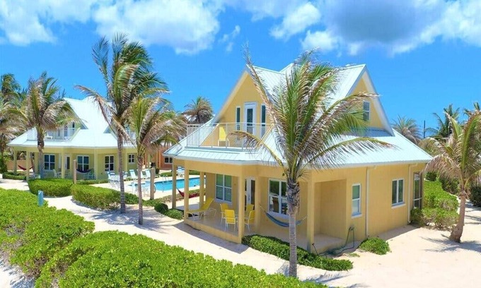 North Side Casa | Luxury 3bd Beach Front, # 5 Yellow, Stunning Views