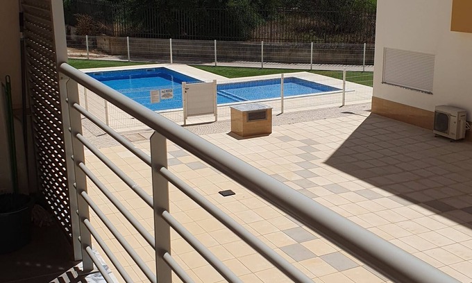 Sao Pedro Condominio | Luxury apartment with pool, 200m from the beach and terrace with barbecue