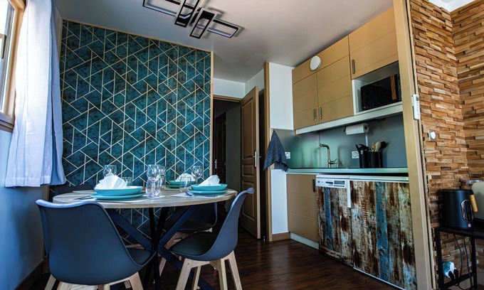 La Croix des Gardes Apartamento | Luxury apartment, swimming pool, multisport, beach