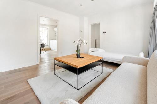 Sint-Niklaas Apartamento | Luxury apartment x big terrace
