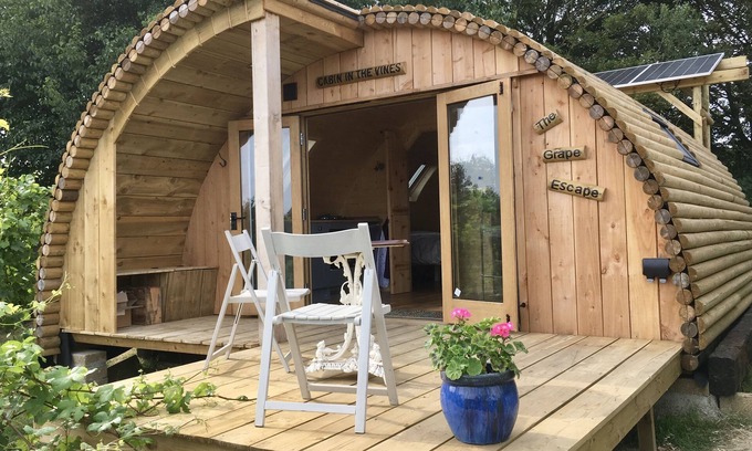 Rumburgh Cabina | Cabaña ecológica de lujo acogedora para viñedos: 'The Grape Escape' cerca de Halesworth y Southwold