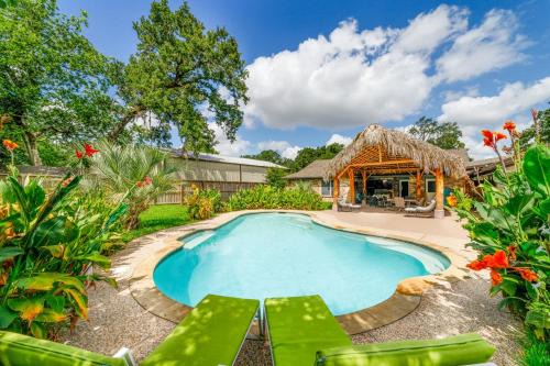 Timberlake Estates Casa | Luxury Cypress Escape - Pool, BBQ, Bar, 8 Beds