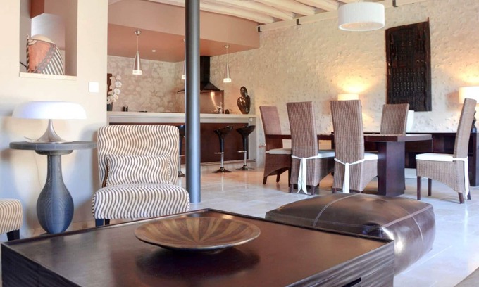 Pontlevoy Casa | Dúplex-Gîte-De Lujo-Baño para personas con movilidad reducida-Vista al Jardín