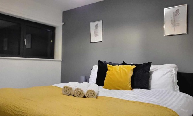 Highbury West Apartamento | Luxury Gem By Emirates Stadium - Ultimate Fan Experience