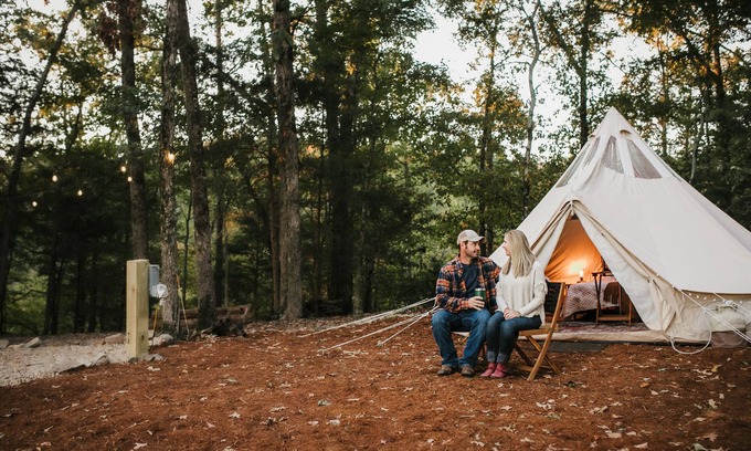 Mena Complejo | Luxury Glamping tent in Ouachita Mountains