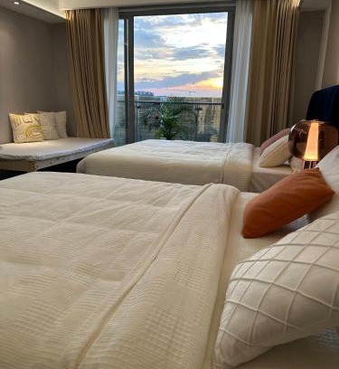 Tambo Apartamento | Luxury Penthouse & High-Floor Hotel near City of Dreams, Airport, Okada, and Solaire Casino