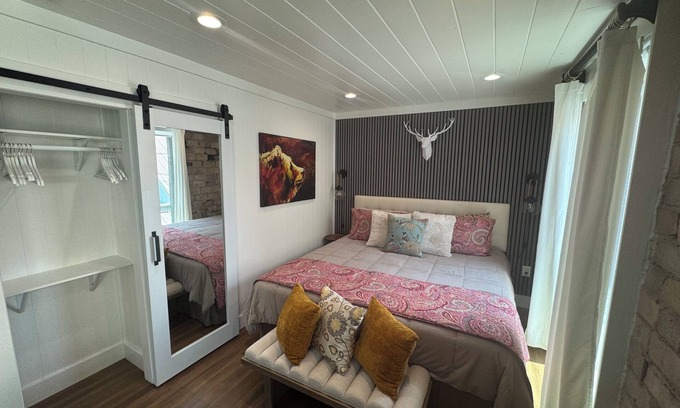 Blue Ridge Apartamento | Luxury Suite in Downtown Blue Ridge - The Penthouses on Main, Suite 102