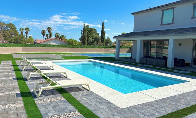 Enterprise Casa | Luxury Vegas Retreat with Pool Pickleball Court Mini Golf Basketball & Game Loft